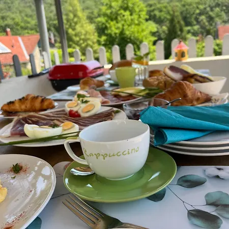 Apartament Neve Nincs Nyaralo - Oenallo Haziko- Privat Szfera