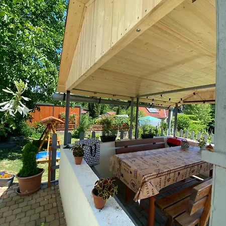 Neve Nincs Nyaralo - Oenallo Haziko- Privat Szfera