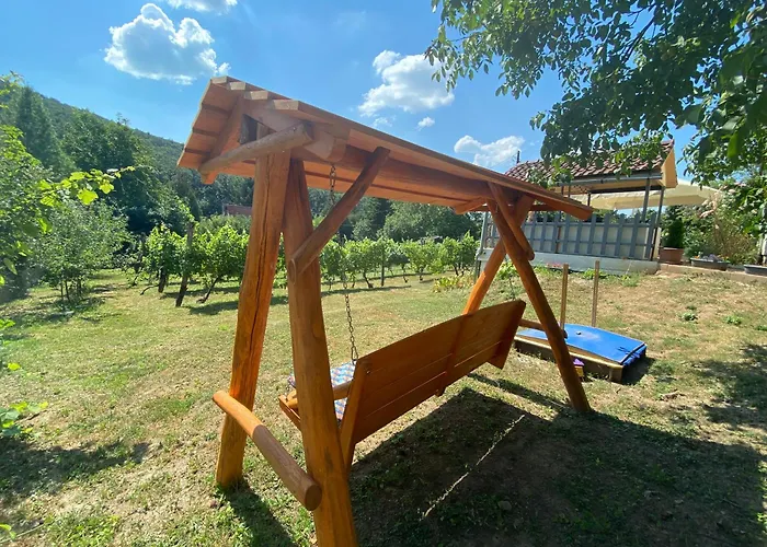 Neve Nincs Nyaralo - Oenallo Haziko- Privat Szfera Apartment *